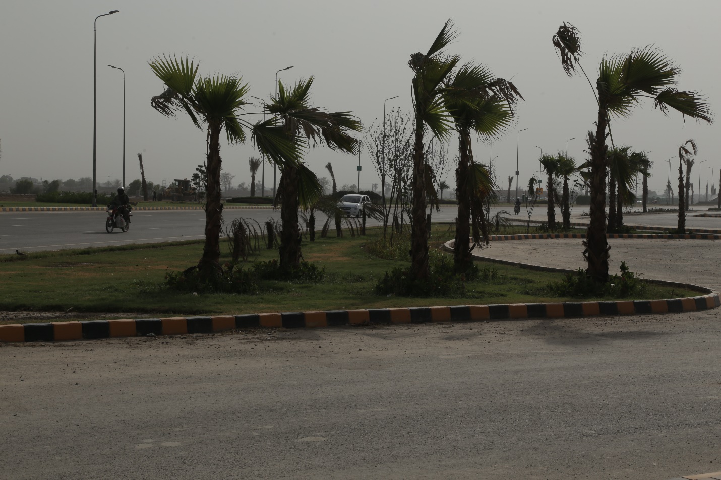 DHA road kerb